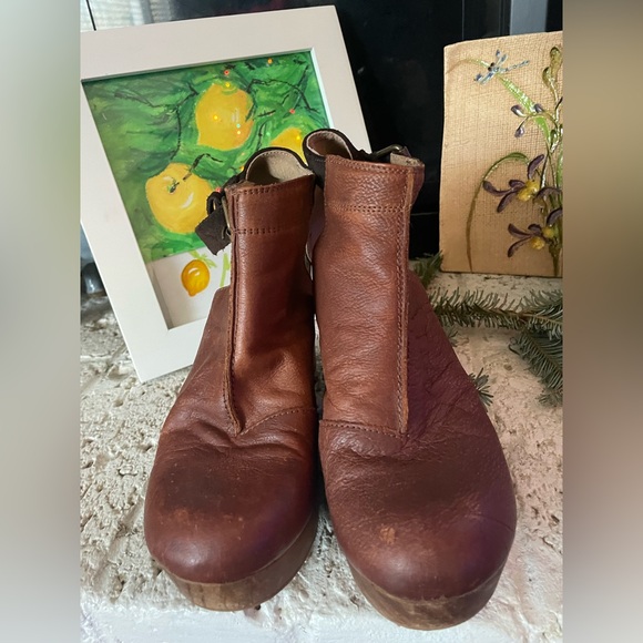 Free People Leather Shoes - Picture 3 of 7